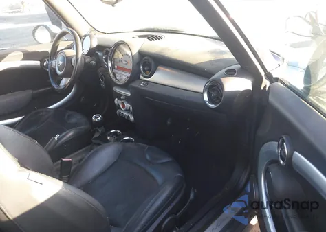 2010 Mini Cooper S из США, поврежденный, VIN WMWMS3C52ATY50858